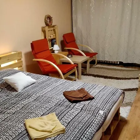 Gesztenyés Apartman Miskolc Exterior foto