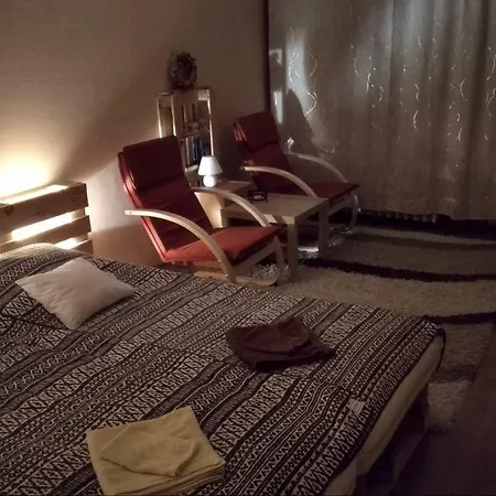 Gesztenyés Apartman Miskolc Exterior foto